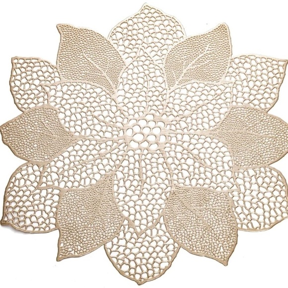 Floral Cut-Out Metallic Champagne Gold Vinyl 18" Placemats/Charger Set of 4 - Picture 1 of 5